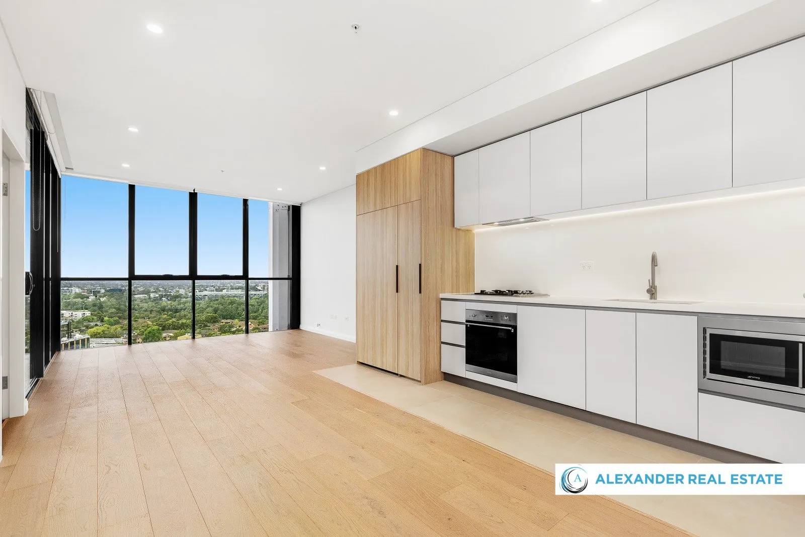 1543/9 Maple Tree Road, Westmead
